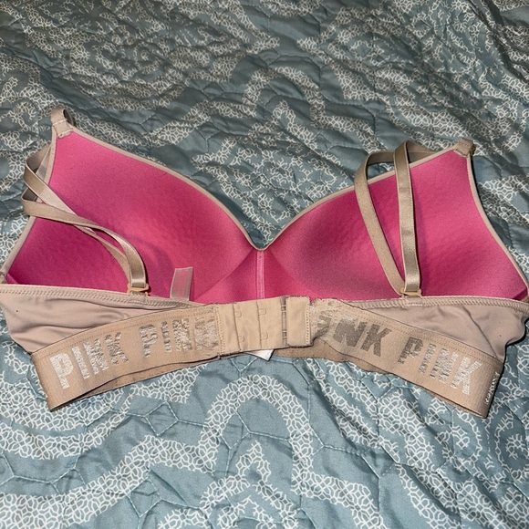 PINK bra - Picture 2 of 3